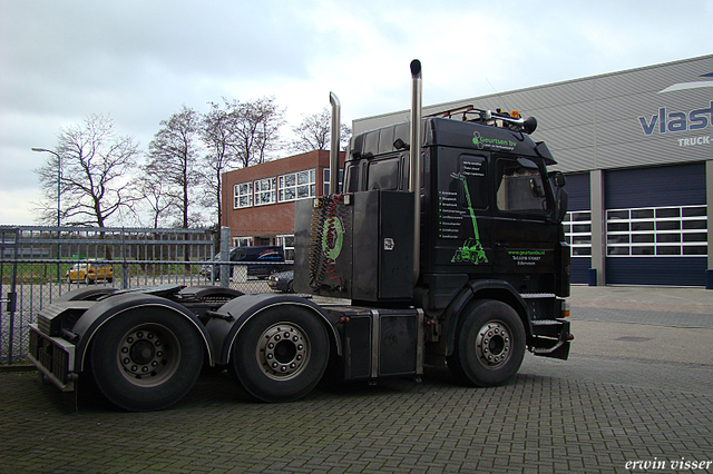 27-01-08 014-border truck pice