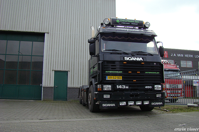 27-01-08 023-border truck pice