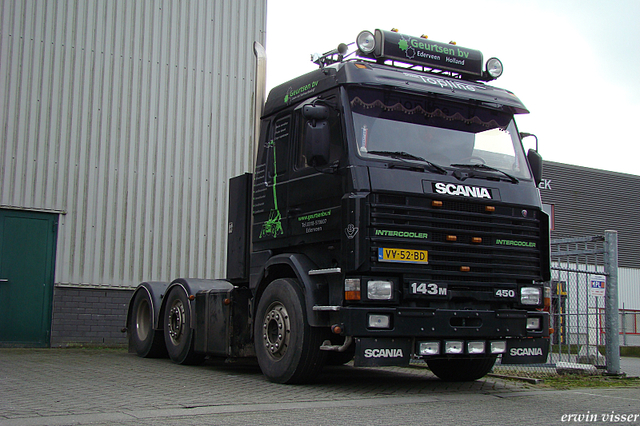 27-01-08 024-border truck pice