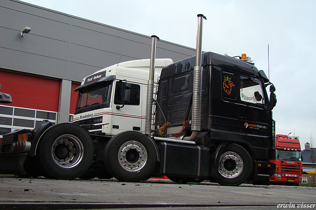 27-01-08 030-border truck pice