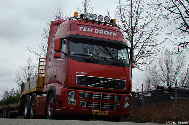 27-01-08 035-border truck pice