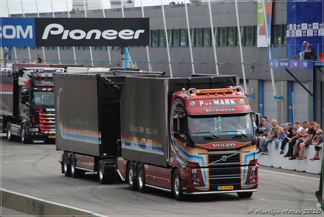 DSC 2877-border Truckstar Festival 2010