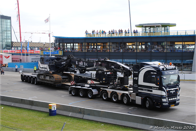 DSC 2933-border Truckstar Festival 2010