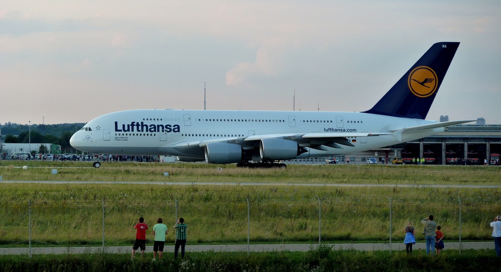 Airbus A380pic05 - 