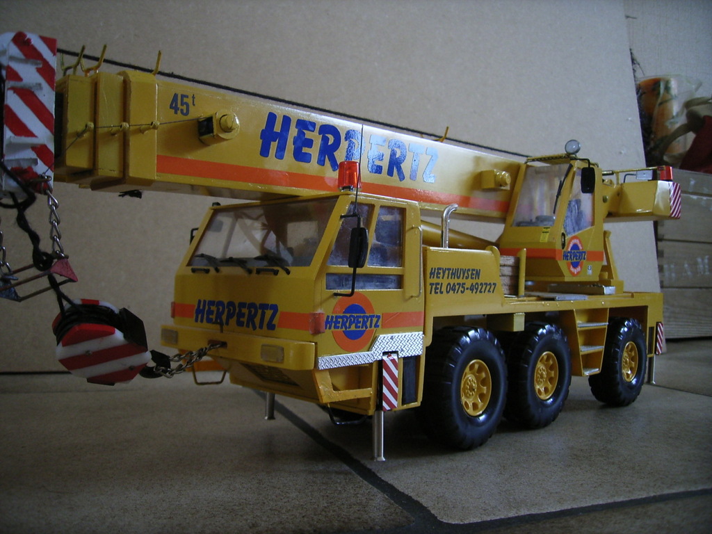 modelbouw 1-24 034 - 