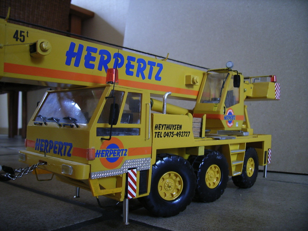 modelbouw 1-24 033 - 