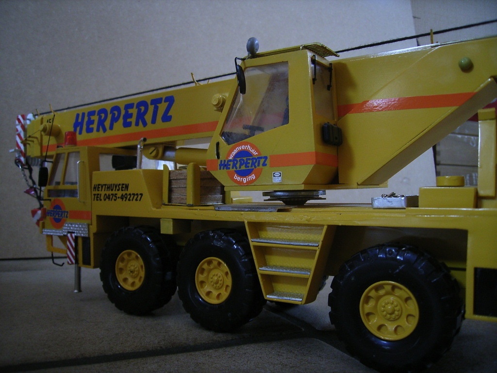 modelbouw 1-24 036 - 