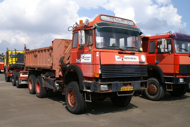 iveco t 260 30 vd15rb knijnenburg cab