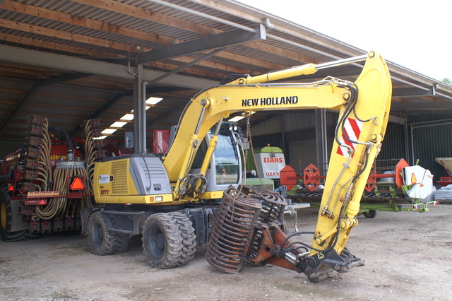 new holland mh city loonbedrif groesbeek cab