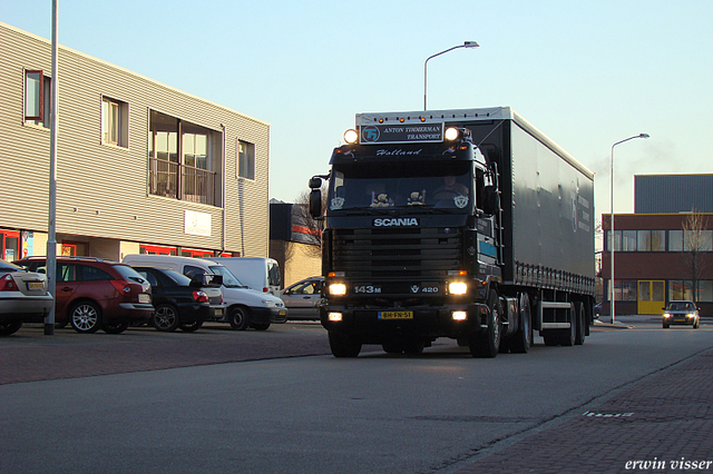 12-02-08 016-border truck pice