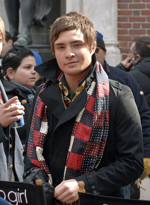 chuck-bass-ed-westwick-scarf - 