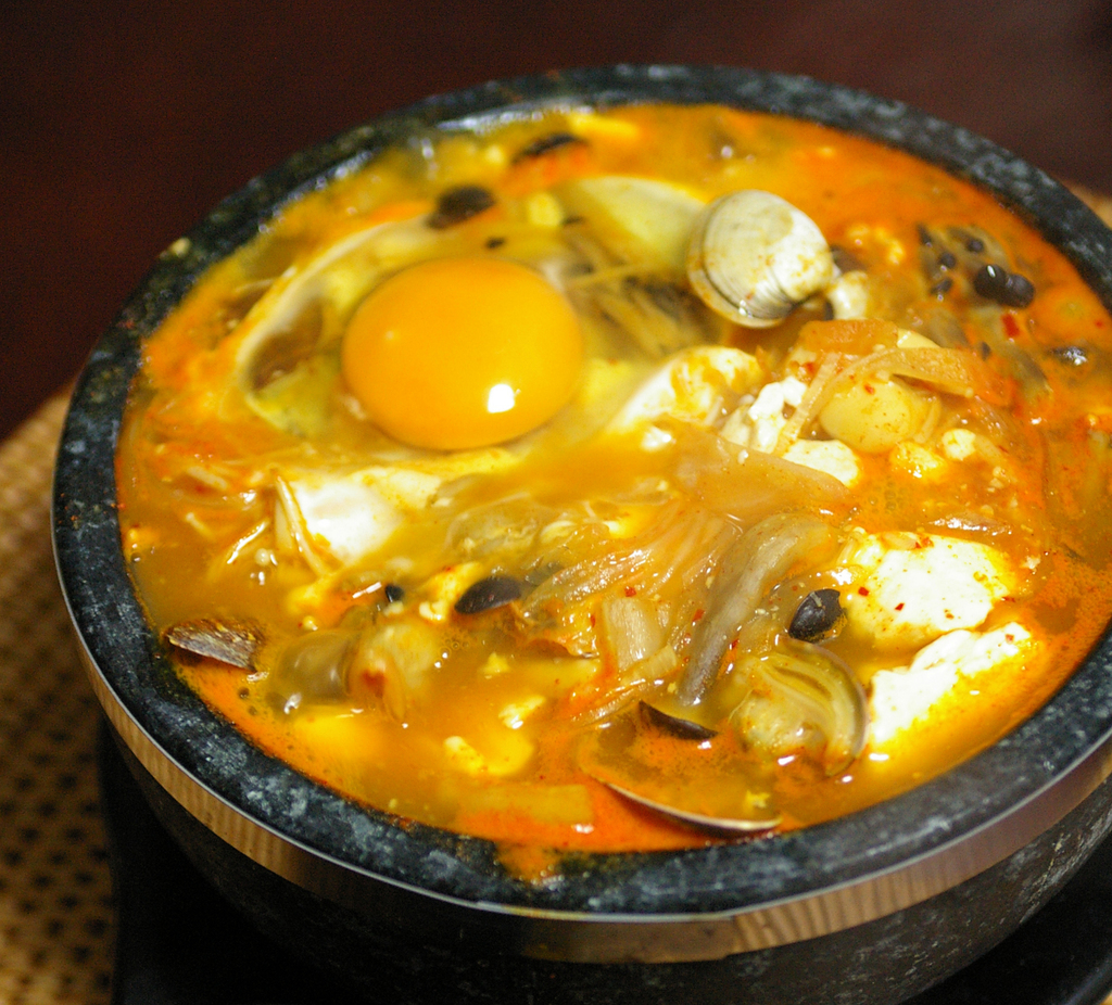 Korean.food-Sundubu.jjigae-01a - 