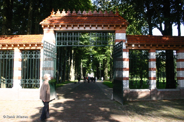 RenÃ© Vriezen 2010-10-01 #0040 Gezamelijk WijkPlatForm Uitje Paleis Het Loo vrijdag 1 oktober 2010