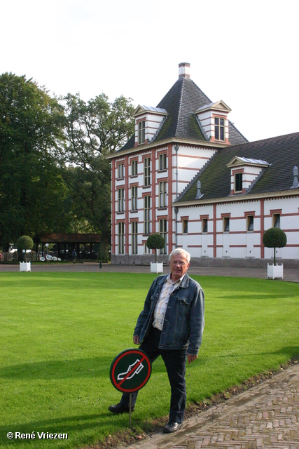 RenÃ© Vriezen 2010-10-01 #0106 Gezamelijk WijkPlatForm Uitje Paleis Het Loo vrijdag 1 oktober 2010