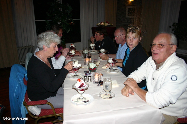 RenÃ© Vriezen 2010-10-01 #0178 Gezamelijk WijkPlatForm Uitje Paleis Het Loo vrijdag 1 oktober 2010