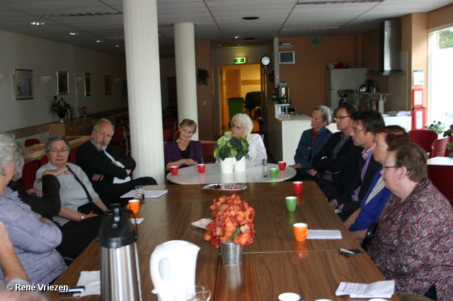 RenÃ© Vriezen 2010-10-04 #0051 Bezoek Wethouders Mw. Margriet Bleijenberg Dhr. Henk Kok  Presikhaaf maandag 4 oktober 2010