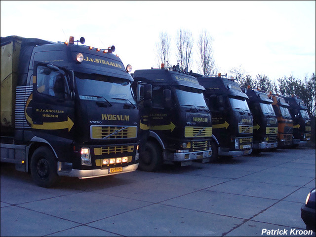 Straalen, v. Truckfoto's