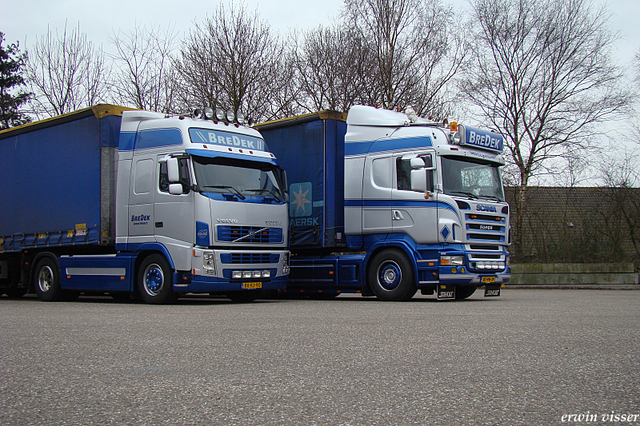 24-02-08 002-border truck pice