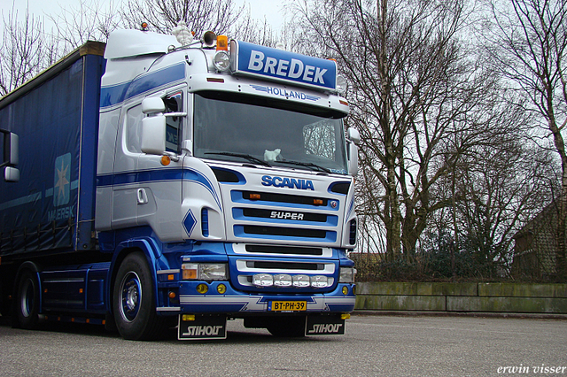 24-02-08 003-border truck pice