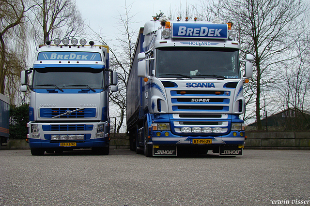 24-02-08 004-border truck pice