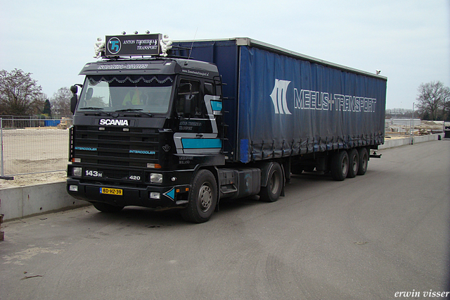 24-02-08 042-border truck pice