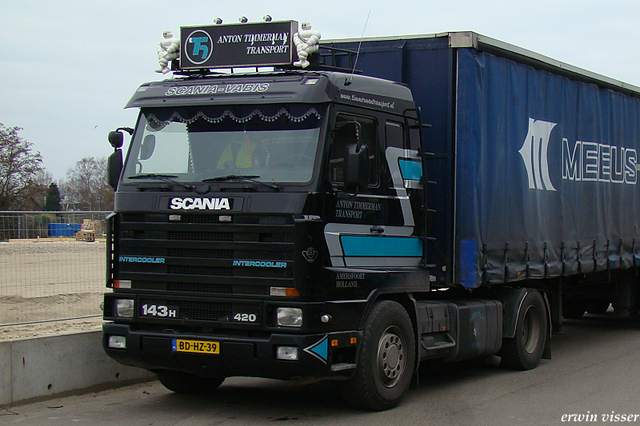 24-02-08 048-border truck pice