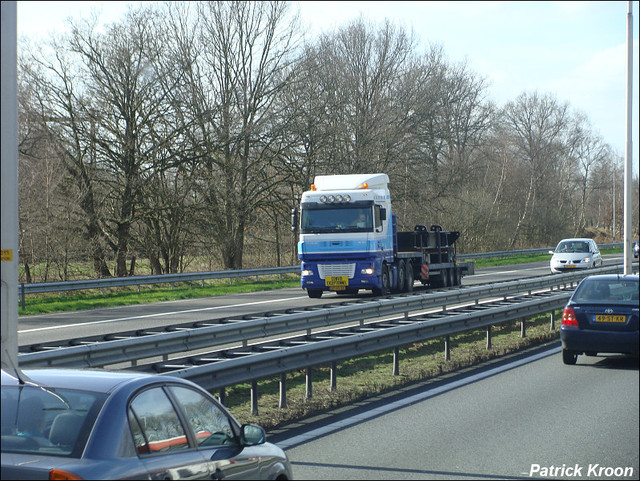 Molen, v.d. Truckfoto's