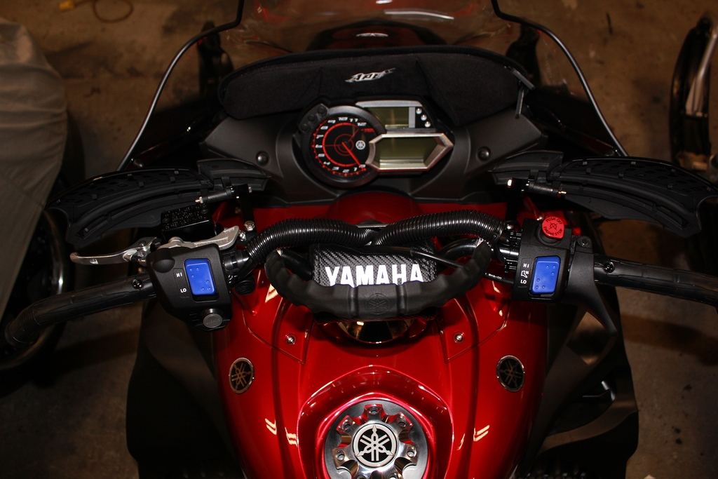 apex 023 - Picture Box