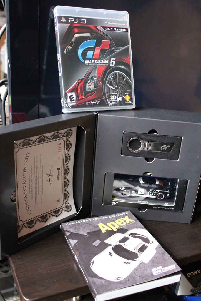 004 Picture Box