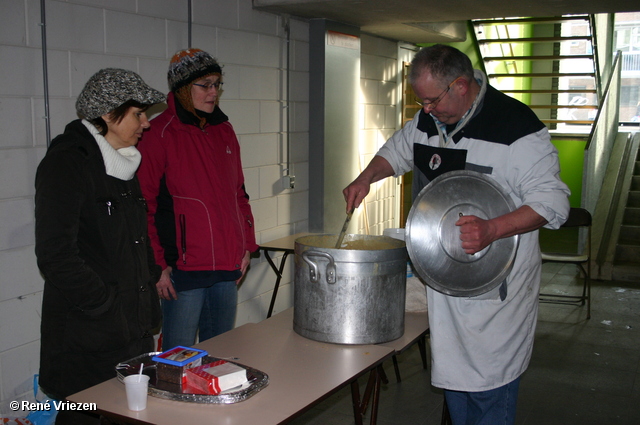 RenÃ© Vriezen 2010-12-03 #0013 WWP 2 Erwtensoep Bouwvakkers en Bewoners Grootonderhoud Krammerstraat vrijdag 3 december 2010