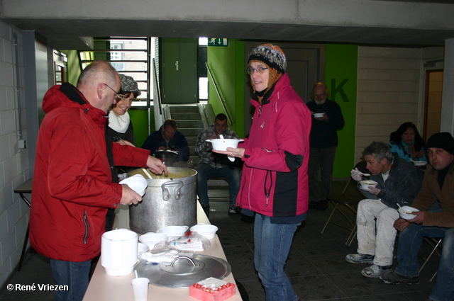 RenÃ© Vriezen 2010-12-03 #0027 WWP 2 Erwtensoep Bouwvakkers en Bewoners Grootonderhoud Krammerstraat vrijdag 3 december 2010