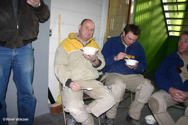 RenÃ© Vriezen 2010-12-03 #0036 WWP 2 Erwtensoep Bouwvakkers en Bewoners Grootonderhoud Krammerstraat vrijdag 3 december 2010