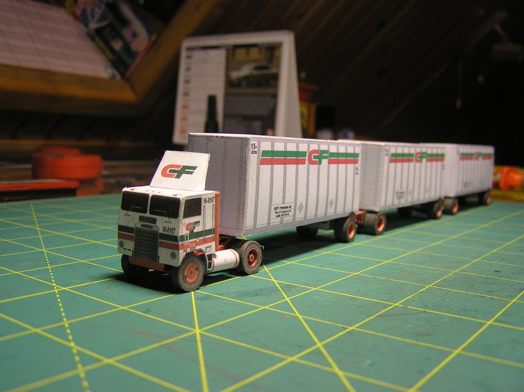 Freightliner CF (1) - 