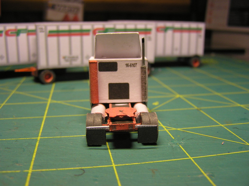 Freightliner CF (4) - 