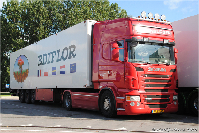 DSC 4475-border Vrachtwagens