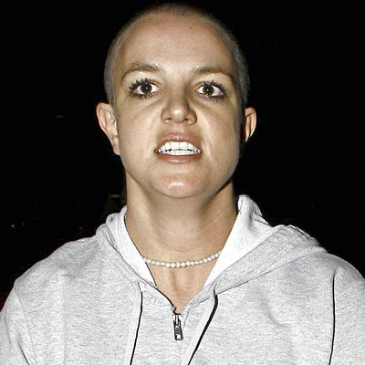 bald britney spears-4229 - 