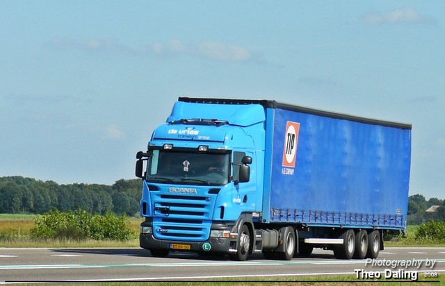 BT-HX-50  Dde Vries transportgroup-border Scania 2008