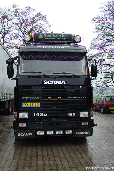 16-03-08 033-border truck pics