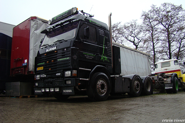 16-03-08 039-border truck pics