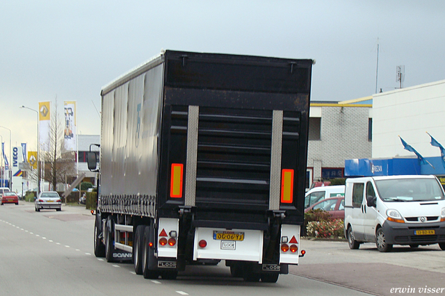 18-03-08 033-border truck pics