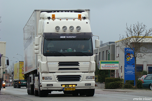 18-03-08 036-border truck pics