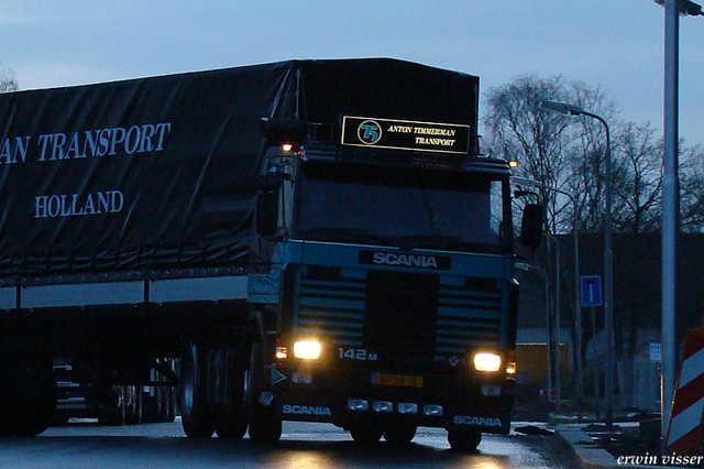 21-03-08 022-border truck pics