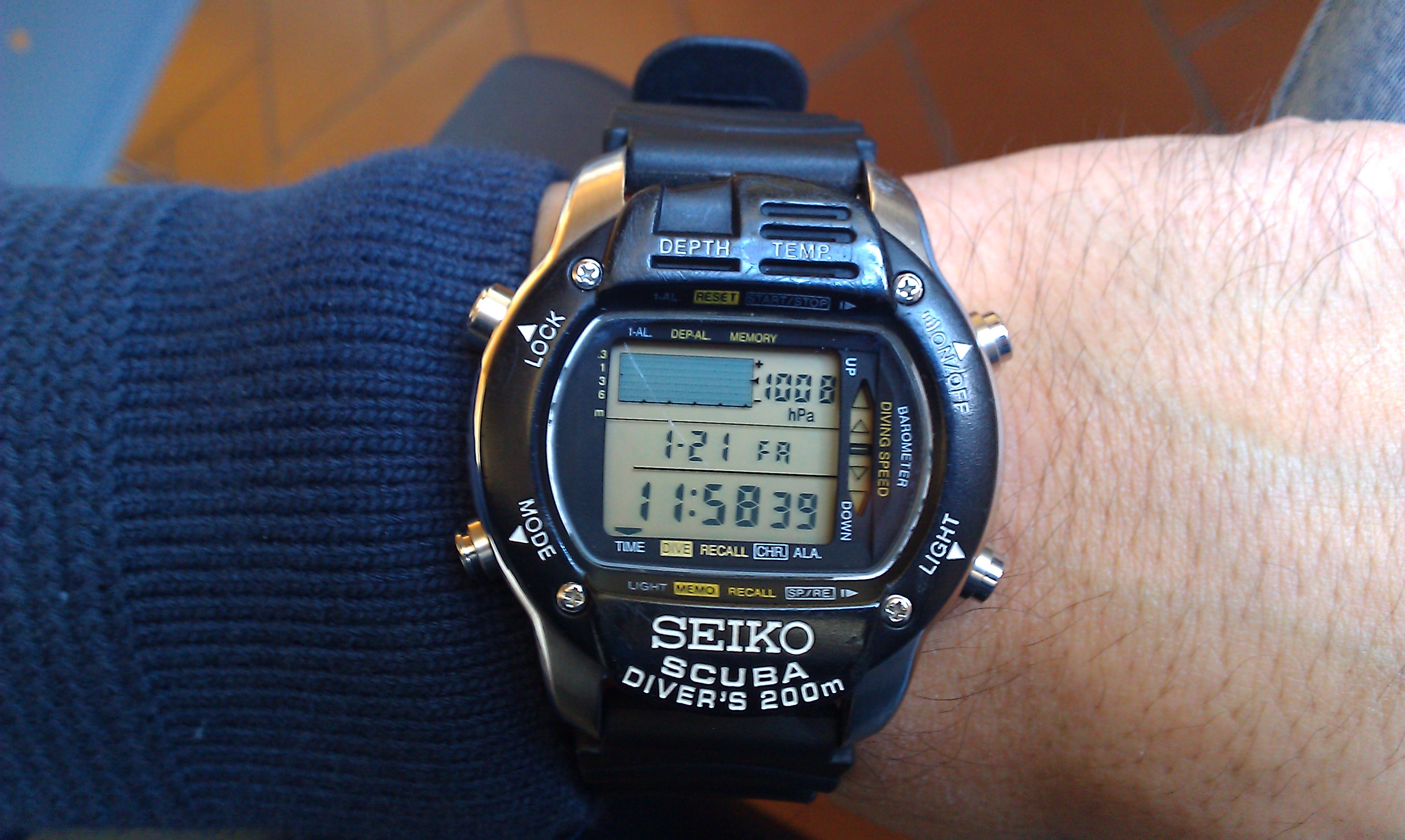 seiko titanium scuba 200m