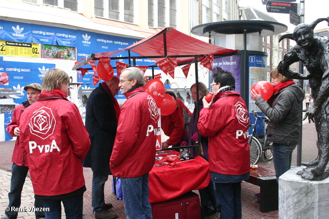 RenÃ© Vriezen 2011-02-12 #0040 PvdA Arnhem Land vd Markt campagne PV2011 Job Cohen zaterdag 12 februari 2011