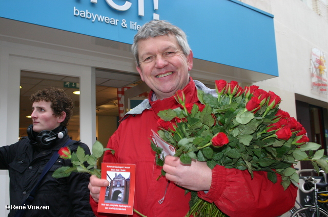 RenÃ© Vriezen 2011-02-12 #0172 PvdA Arnhem Land vd Markt campagne PV2011 Job Cohen zaterdag 12 februari 2011