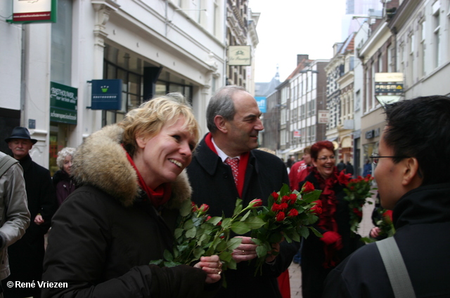 RenÃ© Vriezen 2011-02-12 #0177 PvdA Arnhem Land vd Markt campagne PV2011 Job Cohen zaterdag 12 februari 2011