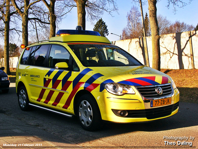 77-ZB-JK Solo Ambu Drenthe-border Ambulance