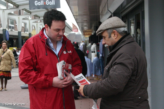 RenÃ© Vriezen 2011-02-23 #0088 PvdA Arnhem Malburgen Jeroen Dijsselbloem woensdag 23 februari 2011