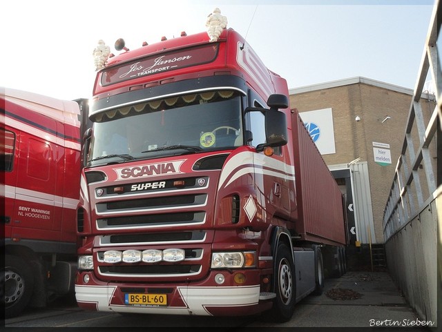 foto`s stage 011-BorderMaker trucks gespot in Hoogeveen