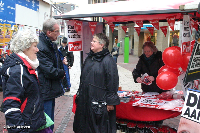 RenÃ© Vriezen 2011-02-26 #0002 PvdA Arnhem Land vd Markt campagne PV2011 zaterdag 26 februari 2011